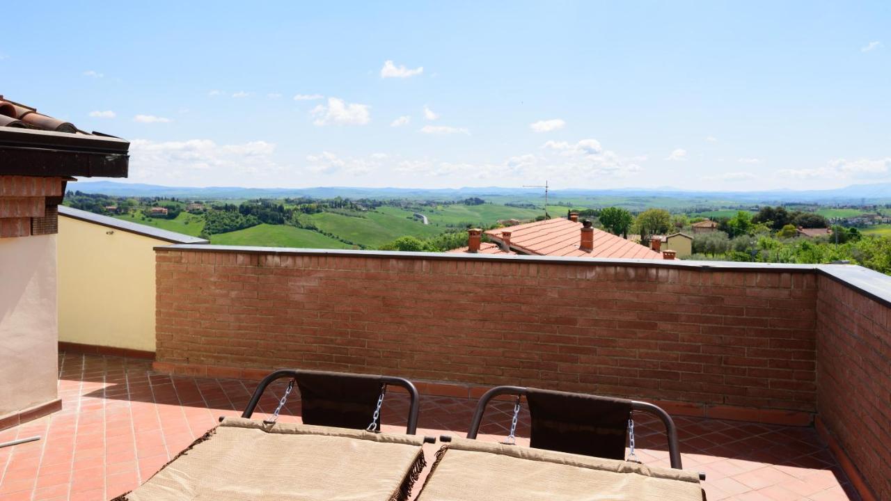 Апартаменти Luglie 360° Panoramic Terrace Сієна Екстер'єр фото